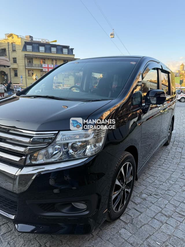 Honda Stepwagon Spada მინივენი ქირავდება თბილისში - სურათი 3