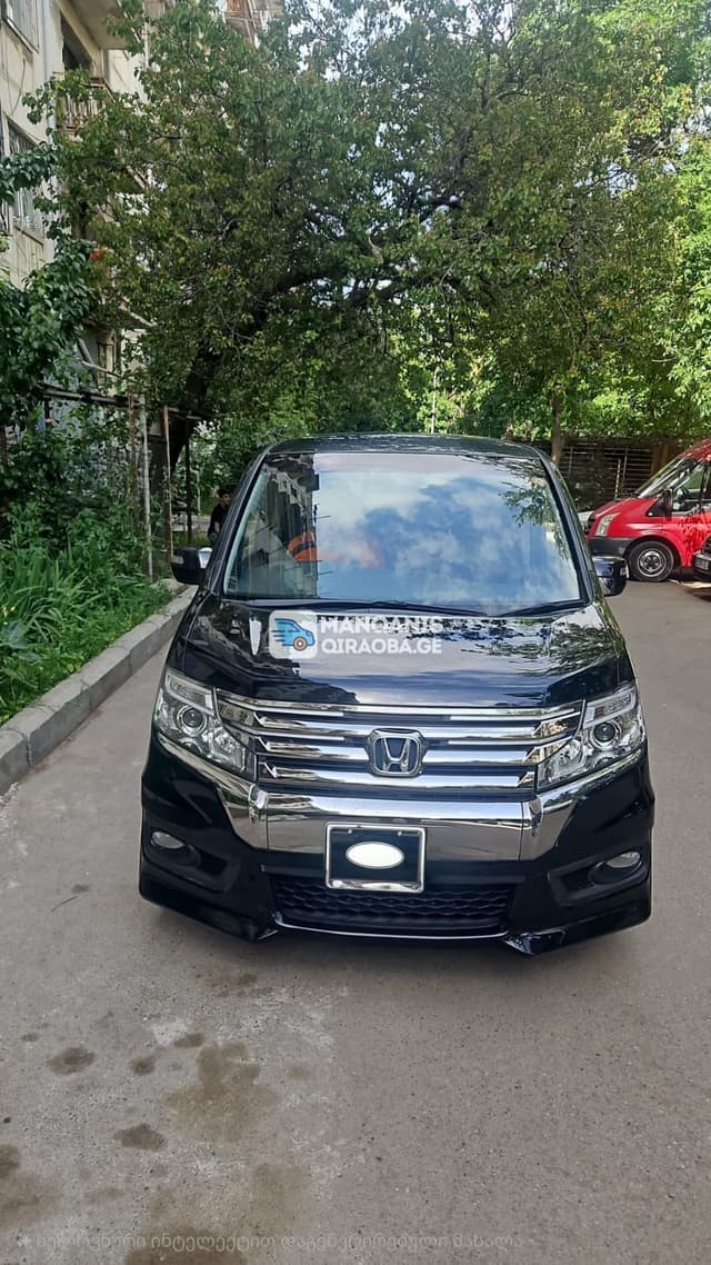 Honda Stepwagon Spada მინივენი ქირავდება თბილისში - სურათი 2