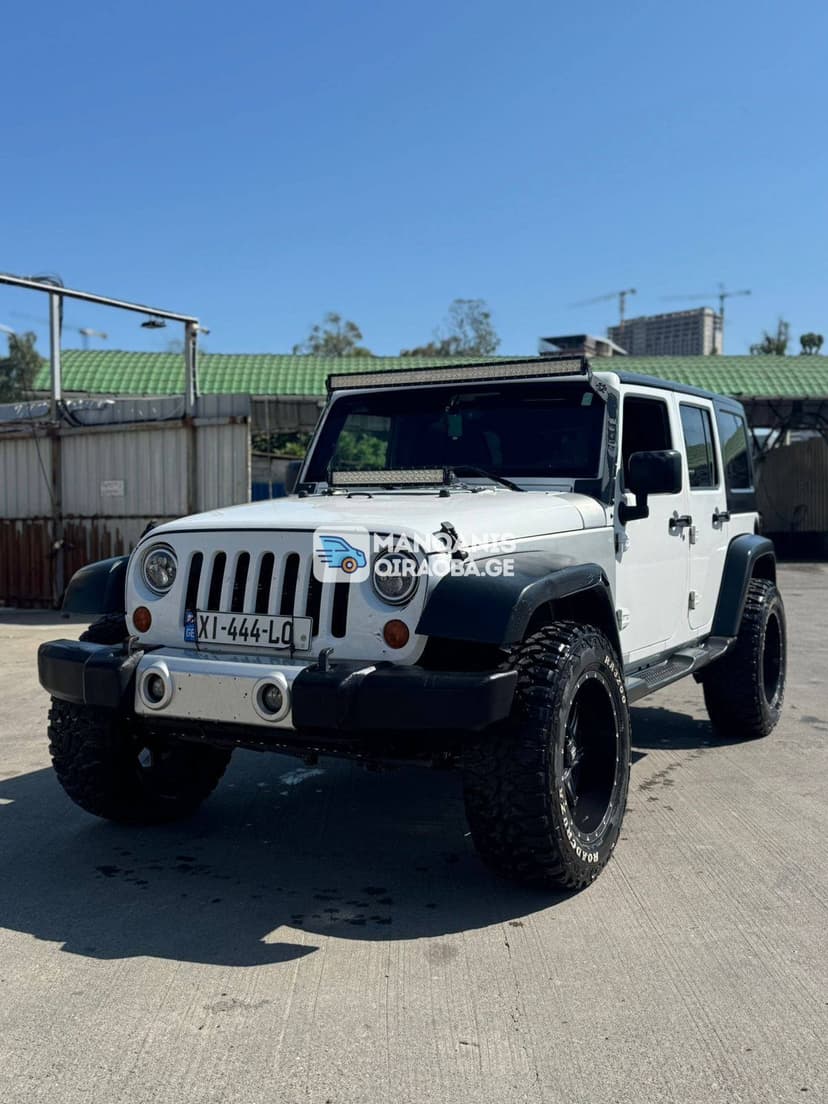 2020 წლის Jeep Wrangler 4x4 ბათუმში ქირავდება