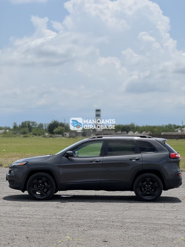 Jeep Cherokee 2017 წელი    - სურათი 3
